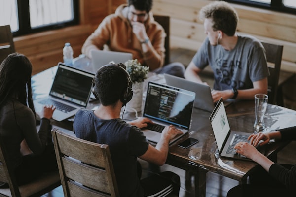 Nomadismo Digital: Como Trabalhar Remoto de Qualquer Lugar