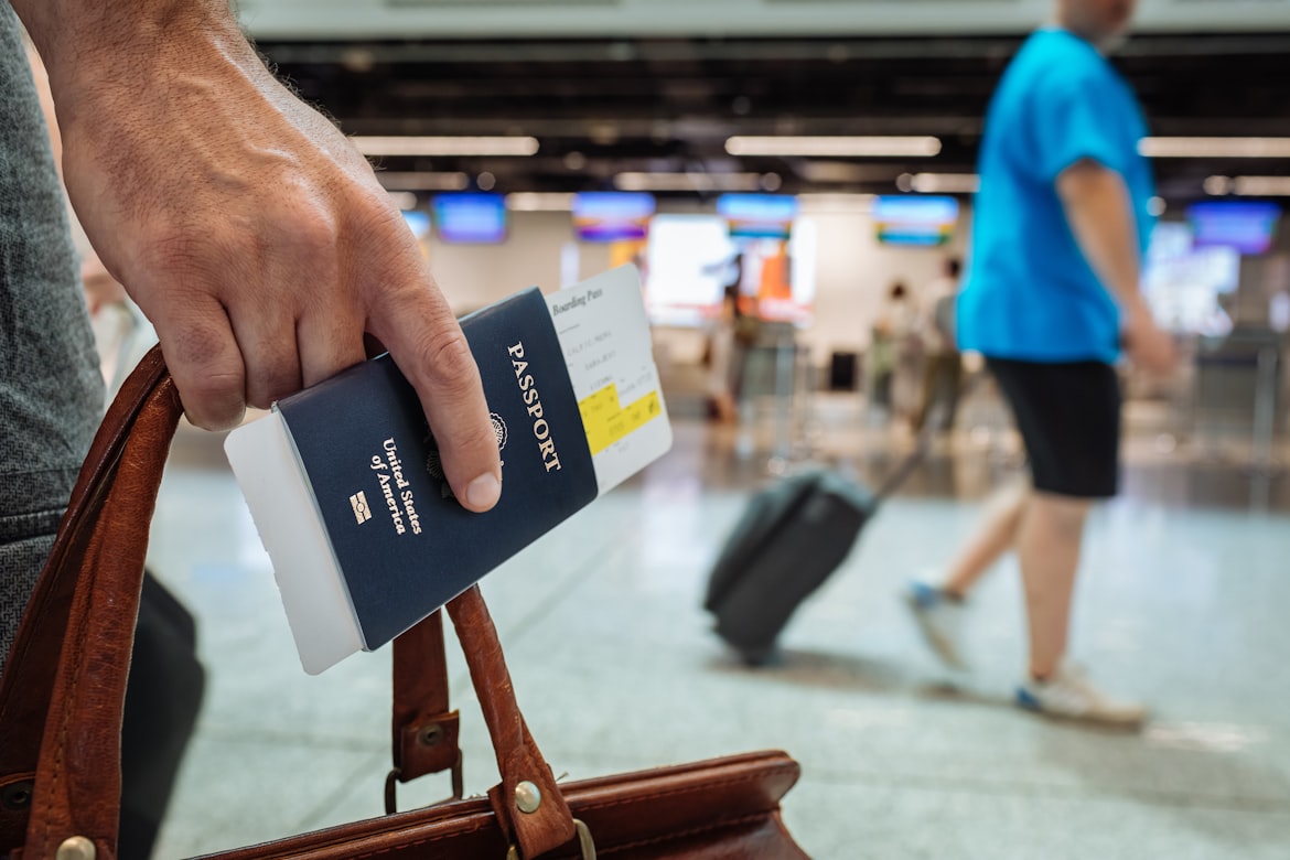 Como Funciona a Lógica das Tarifas Aéreas: Estratégias Reais para Encontrar Passagens Baratas