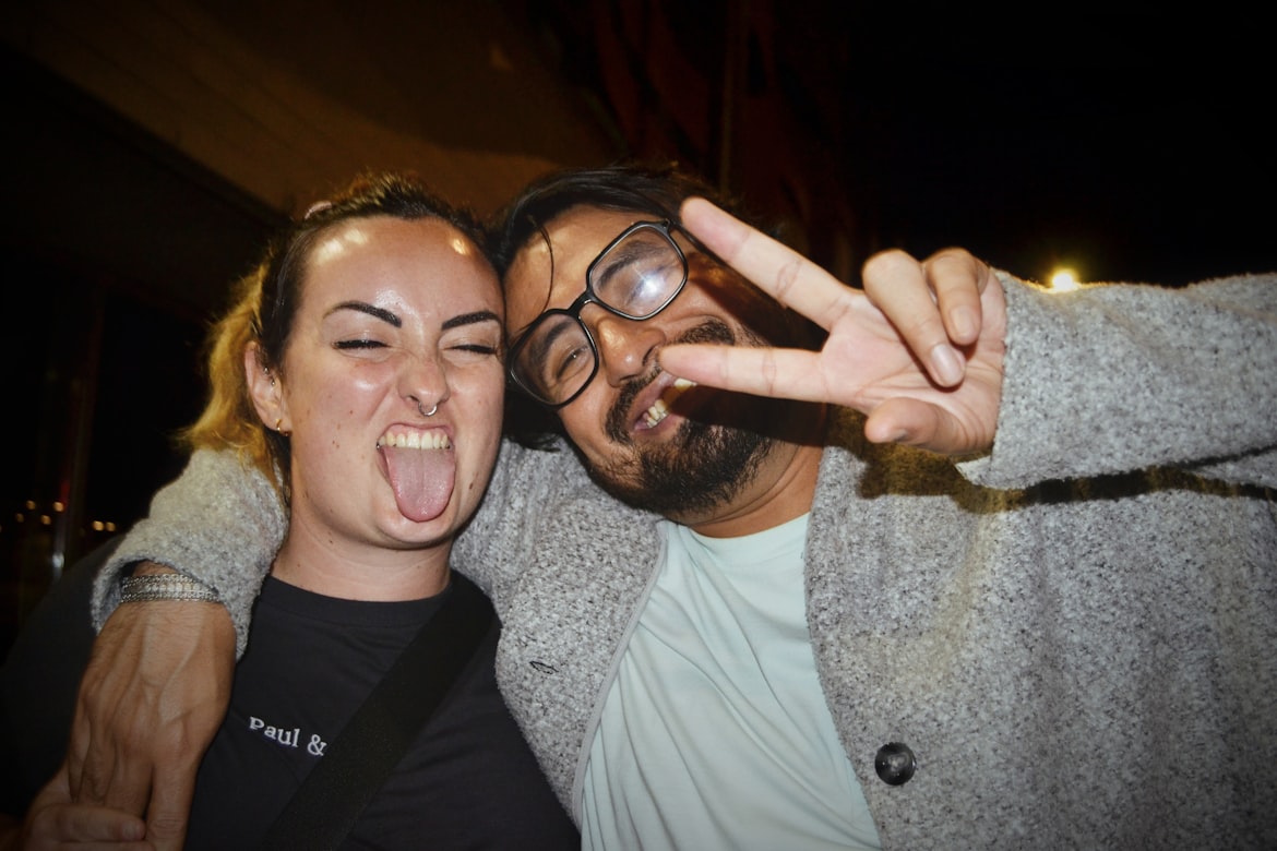 Vale a Pena Ficar em Hostel Sendo Casal? Entenda as Vantagens Dessa Hospedagem