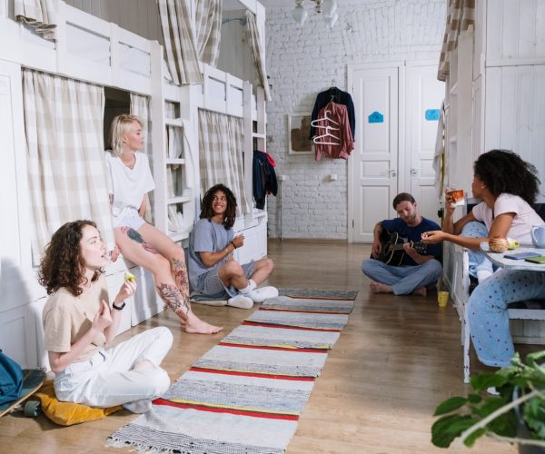 Guia dos Melhores Hostels na Europa: Como Escolher, Reservar e Chegar sem Estresse