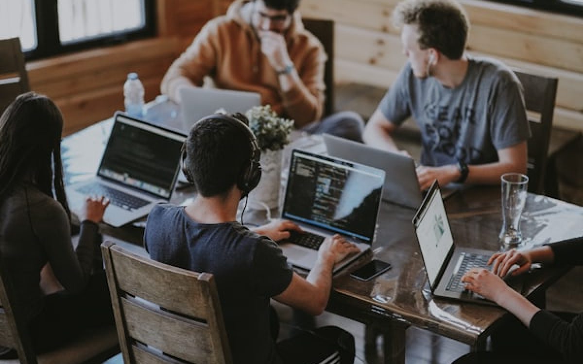 Nomadismo Digital: Como Trabalhar Remoto de Qualquer Lugar