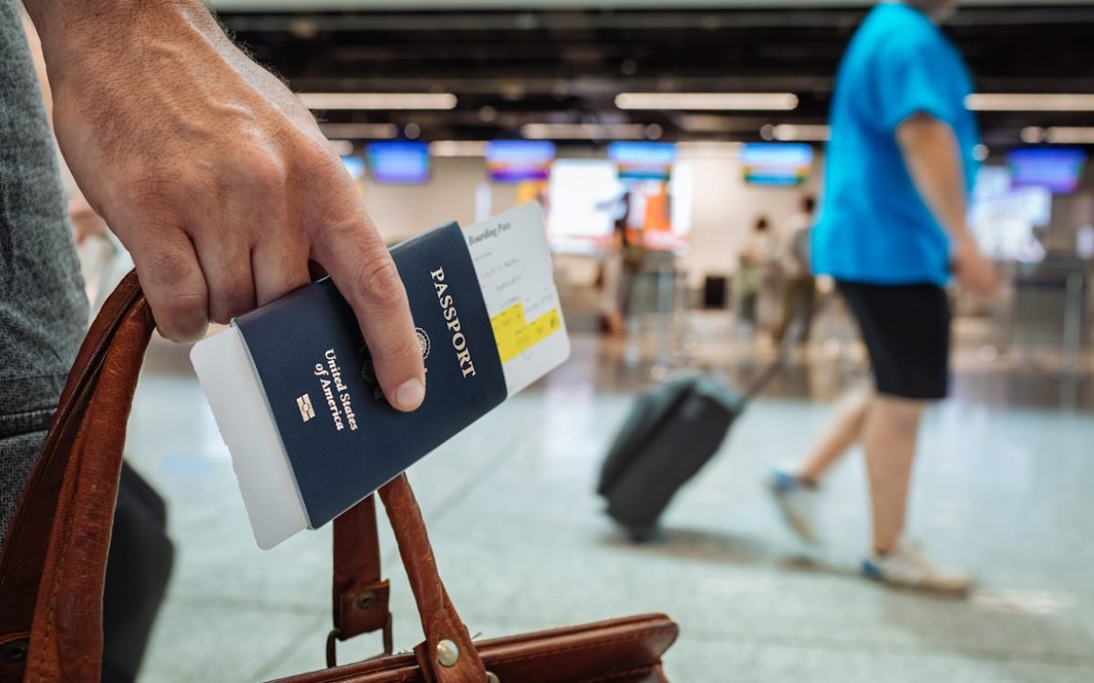 Como Funciona a Lógica das Tarifas Aéreas: Estratégias Reais para Encontrar Passagens Baratas